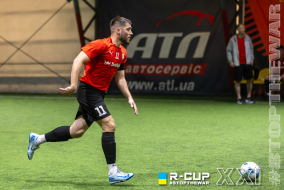 <a href="https://st.getinfootball.com/albums/1102104/6a26cb2a707a4_1920.jpg" target="_blank">Завантажити оригінал</a>