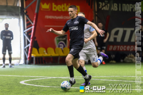 <a href="https://st.getinfootball.com/albums/1102107/6a26cd3241f82_1920.jpg" target="_blank">Завантажити оригінал</a>