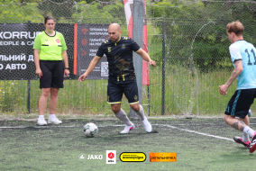 <a href="https://st.getinfootball.com/albums/1102146/6a283f1cd7598_1920.jpg" target="_blank">Завантажити оригінал</a>