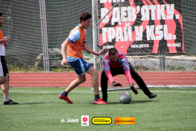 <a href="https://st.getinfootball.com/albums/1102196/6a2a1ac98f5d0_1920.jpg" target="_blank">Завантажити оригінал</a>