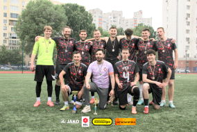 <a href="https://st.getinfootball.com/albums/1102221/6a2a28a8952ad_1920.jpg" target="_blank">Завантажити оригінал</a>