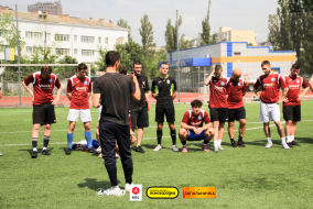 <a href="https://st.getinfootball.com/albums/1102225/6a2a29e5b7000_1920.jpg" target="_blank">Завантажити оригінал</a>