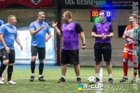 <a href="https://st.getinfootball.com/albums/1102254/6a303f3b5cbd1_1920.jpg" target="_blank">Завантажити оригінал</a>