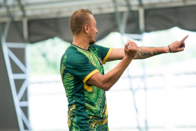 <a href="https://st.getinfootball.com/albums/1102371/6a3a70808349f_1920.jpg" target="_blank">Завантажити оригінал</a>