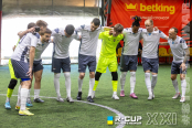 <a href="https://st.getinfootball.com/albums/1102375/6a3acfa35465d_1920.jpg" target="_blank">Завантажити оригінал</a>