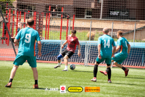 <a href="https://st.getinfootball.com/albums/1102395/6a3c07e478161_1920.jpg" target="_blank">Завантажити оригінал</a>