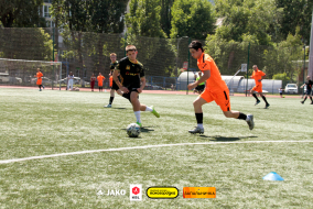 <a href="https://st.getinfootball.com/albums/1102396/6a3c099c9c849_1920.jpg" target="_blank">Завантажити оригінал</a>