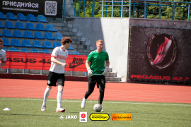 <a href="https://st.getinfootball.com/albums/1102399/6a3c0a66bd17f_1920.jpg" target="_blank">Завантажити оригінал</a>