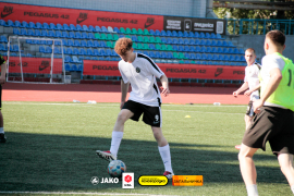 <a href="https://st.getinfootball.com/albums/1102402/6a3c0b6b63e64_1920.jpg" target="_blank">Завантажити оригінал</a>