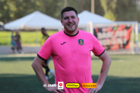 <a href="https://st.getinfootball.com/albums/1102432/6a3d8de0153c0_1920.jpg" target="_blank">Завантажити оригінал</a>