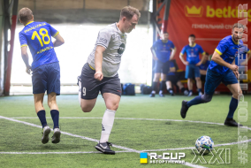 <a href="https://st.getinfootball.com/albums/1102450/6a4428a26daf9_1920.jpg" target="_blank">Завантажити оригінал</a>