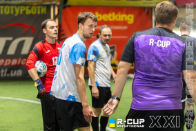 <a href="https://st.getinfootball.com/albums/1102451/6a4428a664a88_1920.jpg" target="_blank">Завантажити оригінал</a>