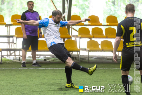 <a href="https://st.getinfootball.com/albums/1102451/6a4428e965ac2_1920.jpg" target="_blank">Завантажити оригінал</a>