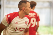 <a href="https://st.getinfootball.com/albums/1102475/6a44df8c0fdb0_1920.jpg" target="_blank">Завантажити оригінал</a>