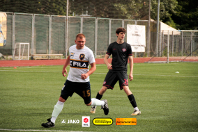 <a href="https://st.getinfootball.com/albums/1102494/6a4540f5574e7_1920.jpg" target="_blank">Завантажити оригінал</a>