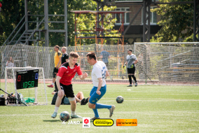 <a href="https://st.getinfootball.com/albums/1102495/6a4542e38cd55_1920.jpg" target="_blank">Завантажити оригінал</a>