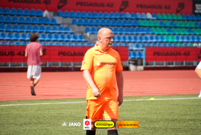<a href="https://st.getinfootball.com/albums/1102500/6a4545f33e39f_1920.jpg" target="_blank">Завантажити оригінал</a>