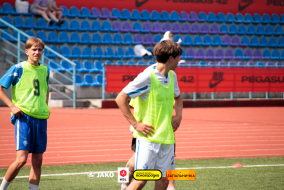 <a href="https://st.getinfootball.com/albums/1102500/6a4546e9aa779_1920.jpg" target="_blank">Завантажити оригінал</a>