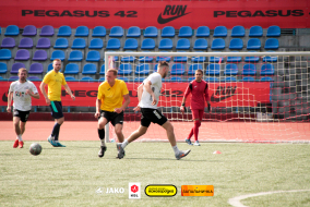 <a href="https://st.getinfootball.com/albums/1102502/6a454768640f7_1920.jpg" target="_blank">Завантажити оригінал</a>