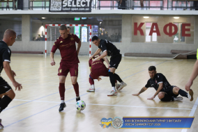 <a href="https://st.getinfootball.com/albums/1102550/6a4698d7bbb12_1920.jpg" target="_blank">Завантажити оригінал</a>