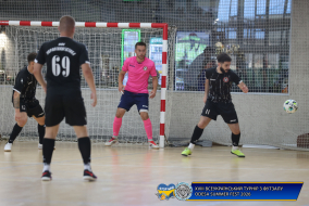 <a href="https://st.getinfootball.com/albums/1102570/6a46ce7171f6e_1920.jpg" target="_blank">Завантажити оригінал</a>