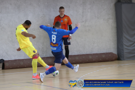 <a href="https://st.getinfootball.com/albums/1102572/6a46d0f0b87fc_1920.jpg" target="_blank">Завантажити оригінал</a>