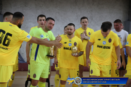 <a href="https://st.getinfootball.com/albums/1102573/6a46d3a0189b8_1920.jpg" target="_blank">Завантажити оригінал</a>