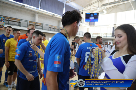 <a href="https://st.getinfootball.com/albums/1102573/6a46d40e500bc_1920.jpg" target="_blank">Завантажити оригінал</a>