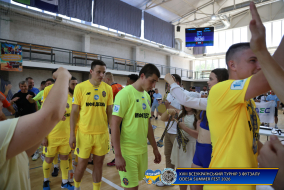 <a href="https://st.getinfootball.com/albums/1102573/6a46d453263fe_1920.jpg" target="_blank">Завантажити оригінал</a>