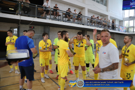 <a href="https://st.getinfootball.com/albums/1102573/6a46d4afc7c2f_1920.jpg" target="_blank">Завантажити оригінал</a>
