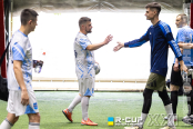 <a href="https://st.getinfootball.com/albums/1102594/6a4b008c854f9_1920.jpg" target="_blank">Завантажити оригінал</a>