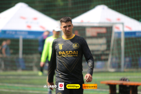 <a href="https://st.getinfootball.com/albums/1102595/6a4b8dc19c259_1920.jpg" target="_blank">Завантажити оригінал</a>
