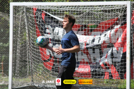 <a href="https://st.getinfootball.com/albums/1102601/6a4b962843563_1920.jpg" target="_blank">Завантажити оригінал</a>