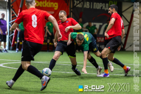 <a href="https://st.getinfootball.com/albums/1102637/6a4dc455bf9fa_1920.jpg" target="_blank">Завантажити оригінал</a>