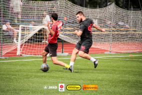 <a href="https://st.getinfootball.com/albums/1102647/6a4e7a176b05e_1920.jpg" target="_blank">Завантажити оригінал</a>
