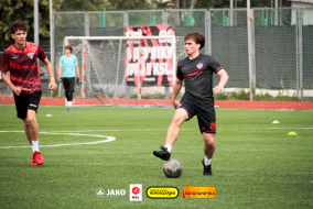 <a href="https://st.getinfootball.com/albums/1102647/6a4e7a40ccbc2_1920.jpg" target="_blank">Завантажити оригінал</a>