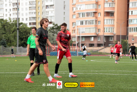 <a href="https://st.getinfootball.com/albums/1102647/6a4e7a941cd9f_1920.jpg" target="_blank">Завантажити оригінал</a>