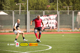 <a href="https://st.getinfootball.com/albums/1102648/6a4e7ba0eb4e0_1920.jpg" target="_blank">Завантажити оригінал</a>