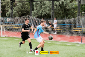 <a href="https://st.getinfootball.com/albums/1102650/6a4e7a28f23a2_1920.jpg" target="_blank">Завантажити оригінал</a>