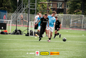 <a href="https://st.getinfootball.com/albums/1102650/6a4e7af2411c2_1920.jpg" target="_blank">Завантажити оригінал</a>