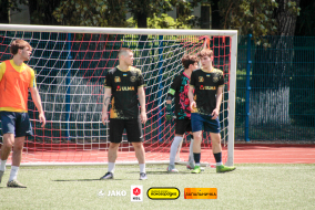 <a href="https://st.getinfootball.com/albums/1102653/6a4e7ea69a964_1920.jpg" target="_blank">Завантажити оригінал</a>