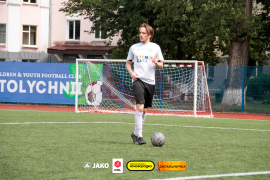 <a href="https://st.getinfootball.com/albums/1102661/6a4e875c28d31_1920.jpg" target="_blank">Завантажити оригінал</a>