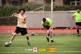 <a href="https://st.getinfootball.com/albums/1102664/6a4e856c39d92_1920.jpg" target="_blank">Завантажити оригінал</a>