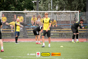 <a href="https://st.getinfootball.com/albums/1102666/6a4e85de37371_1920.jpg" target="_blank">Завантажити оригінал</a>