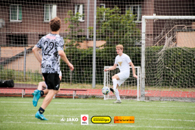 <a href="https://st.getinfootball.com/albums/1102671/6a4e88d235ab5_1920.jpg" target="_blank">Завантажити оригінал</a>
