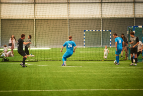 <a href="https://st.getinfootball.com/albums/1102679/6a4e9f113c613_1920.jpg" target="_blank">Завантажити оригінал</a>