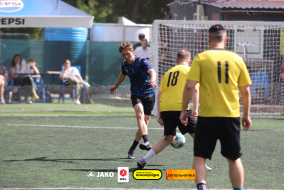 <a href="https://st.getinfootball.com/albums/1102686/6a4ec3a6dc1d9_1920.jpg" target="_blank">Завантажити оригінал</a>