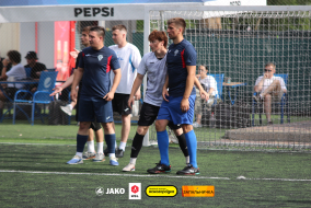 <a href="https://st.getinfootball.com/albums/1102687/6a4ec0d77d31a_1920.jpg" target="_blank">Завантажити оригінал</a>