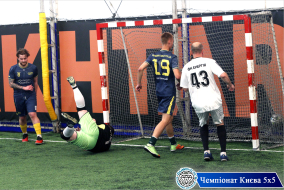<a href="https://st.getinfootball.com/albums/1102706/6a5299b8a9279_1920.jpg" target="_blank">Завантажити оригінал</a>