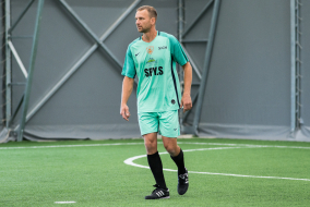 <a href="https://st.getinfootball.com/albums/1102712/6a53bff5c11a6_1920.jpg" target="_blank">Завантажити оригінал</a>